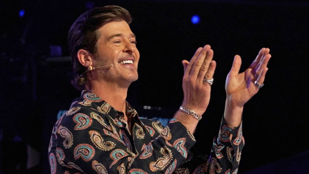 The Masked Singer: Robin Honors Father With Growing Pains Theme Song