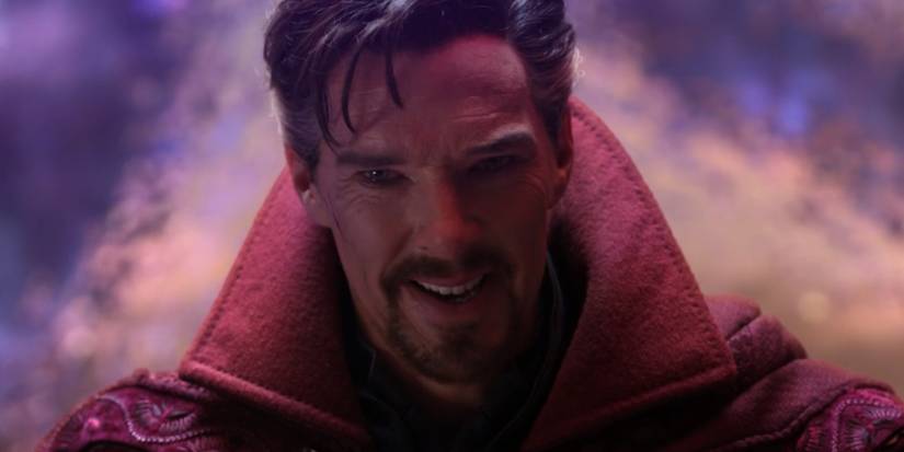 Doctor Strange saying goodbye to Peter Parker in Spider-Man No Way Home