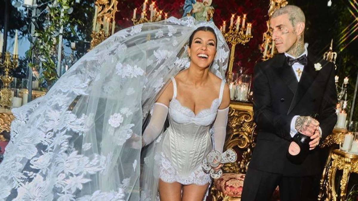 sachin and babi light blue dress Kourtney Kardashian 'hysterical' as she accidentally breaks engagement ring main image 0