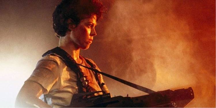 Aliens Ripley Rifle The 10 Most Iconic Guns From Action Movies