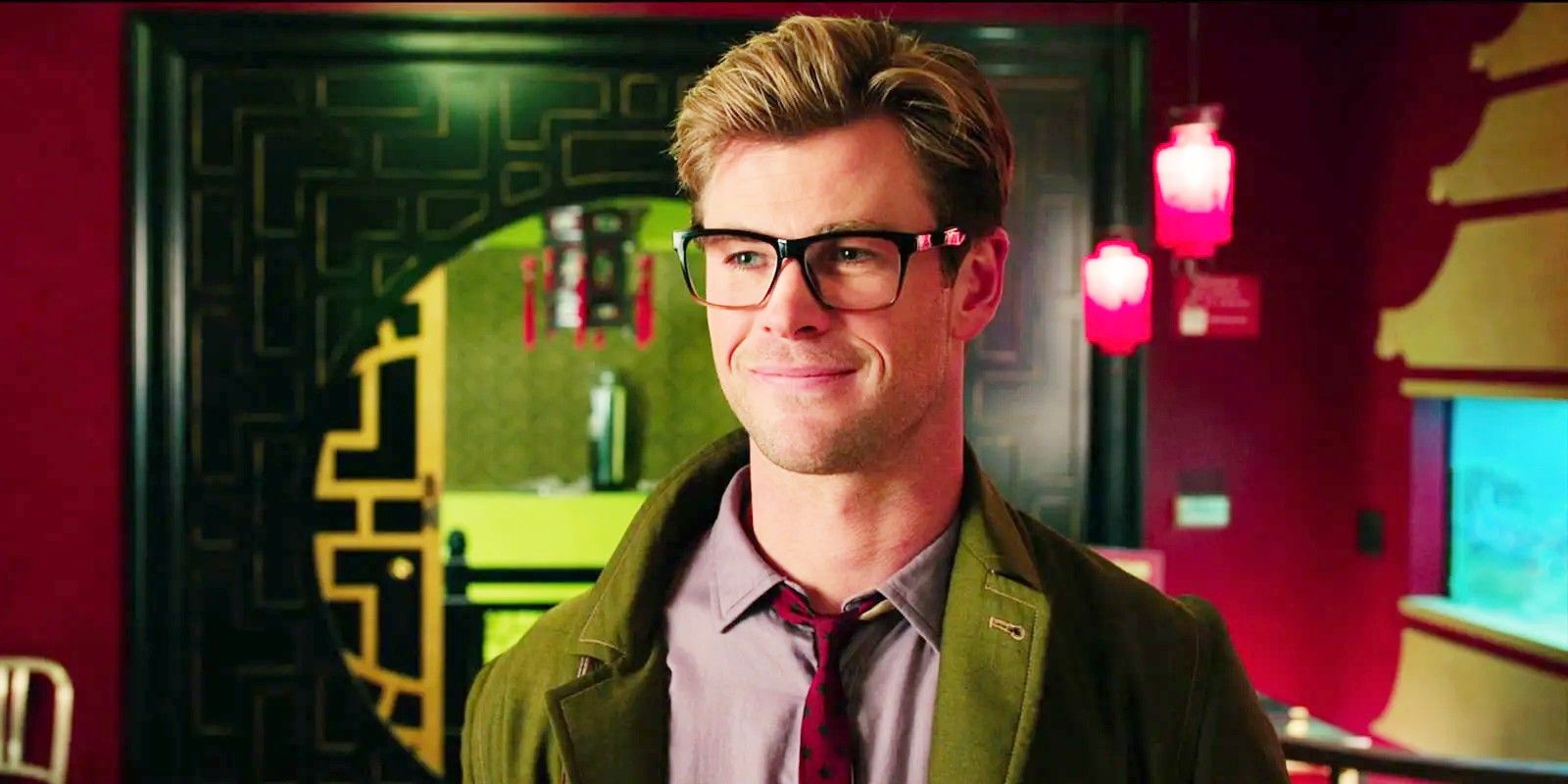 Chris Hemsworth in Ghostbusters 2016