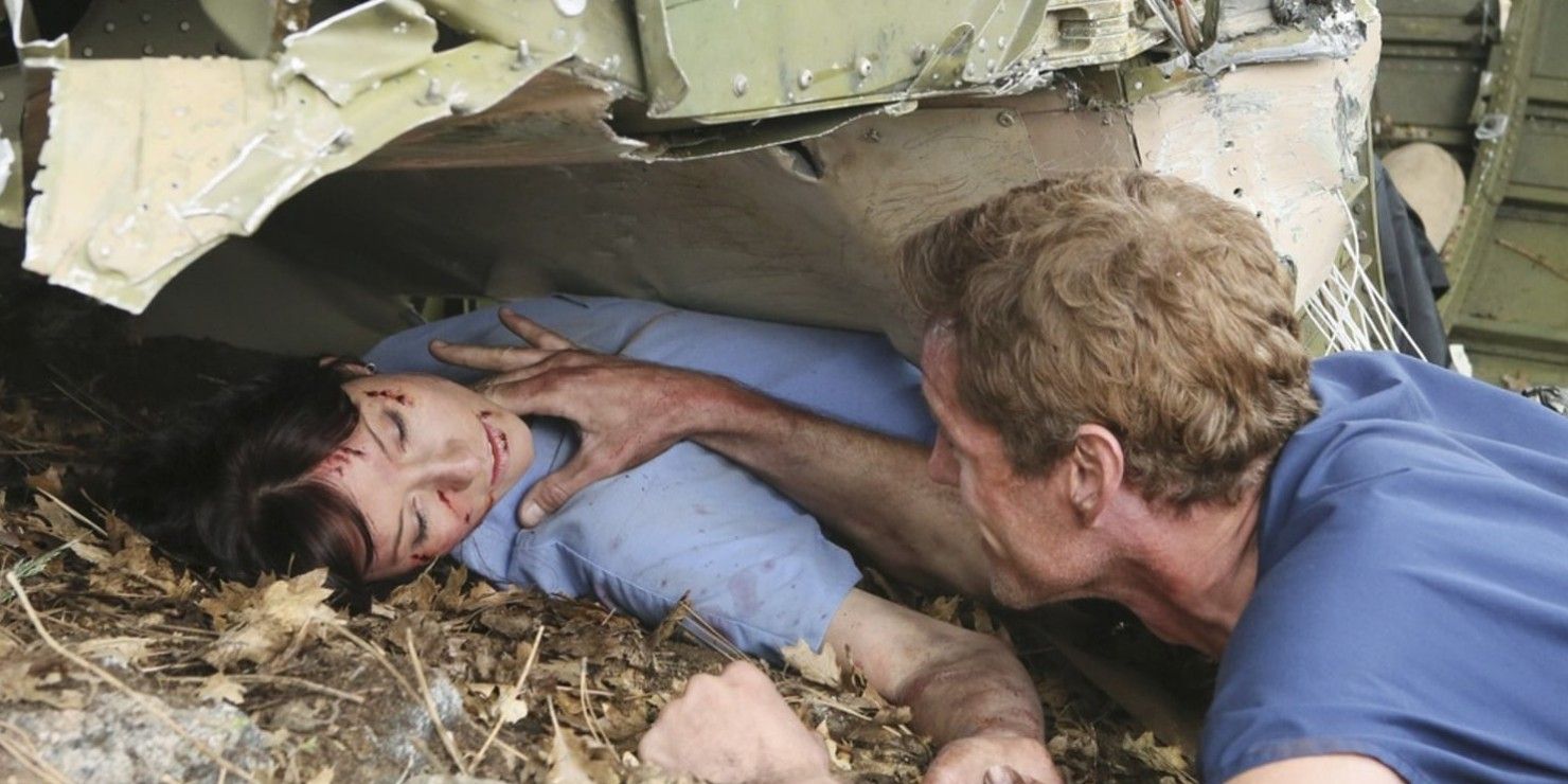 Chyler Leigh and Eric Dane in Grey's Anatomy season 8 plane crash