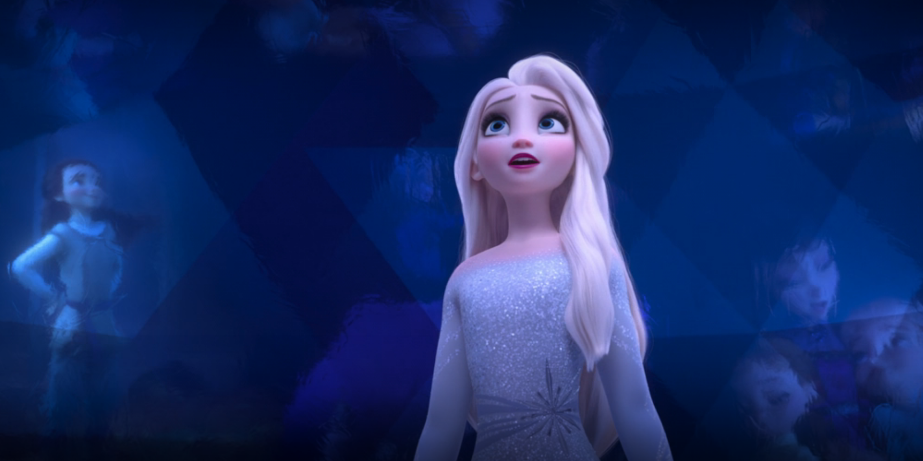 Elsa em uma caverna de gelo em Frozen 2.