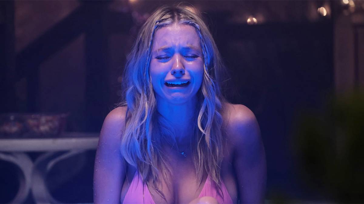 Euphoria Sydney Sweeney On How Cassie s Hot Tub Scene Was Filmed euphoria-sydney-sweeney-on-how-cassie-s-hot-tub-scene-was-filmed