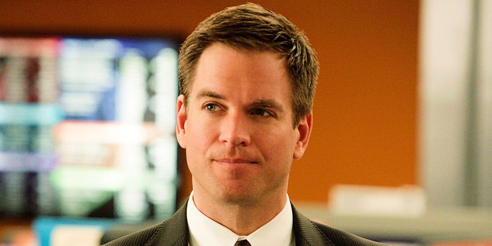 8 Similarities Between NCIS: Origins Premiere & The Original NCIS Pilot In 2003