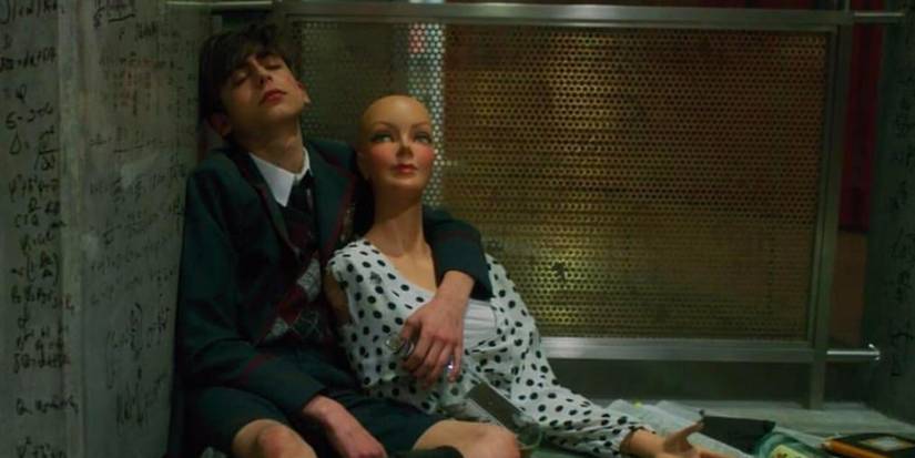 The Umbrella Academy: 20 Best Klaus Hargreeves Quotes