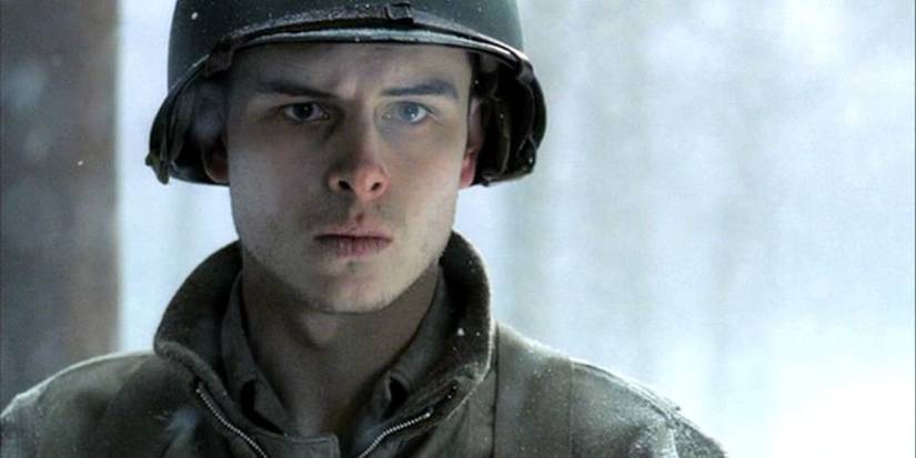 Eugene Roe (Shane Taylor) looking serious in Band of Brothers.