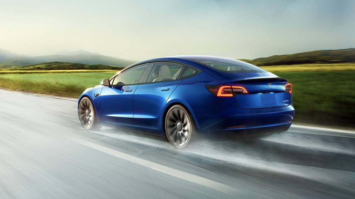 How Fast Is A Tesla Model 3? Acceleration And Top Speed, Explained