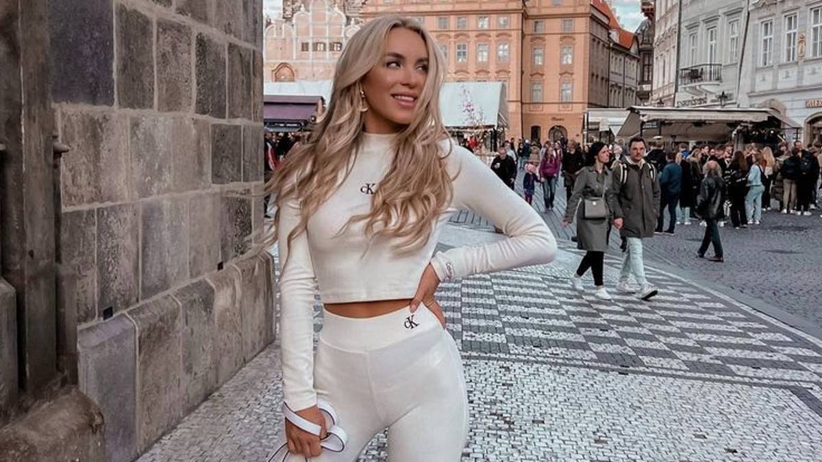 How 90 Day Fianc s Yara Zaya Has Mastered Street Style