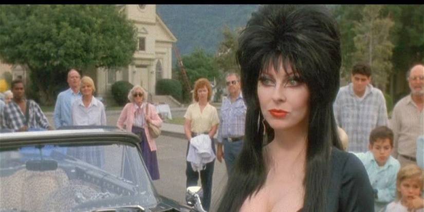 Cᴀssandra Peterson in Elvira Mistress of the Dark
