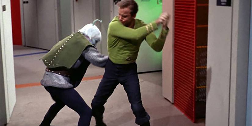 Star Trek: 10 Reasons Why Kirk Is Actually The Worst Captain