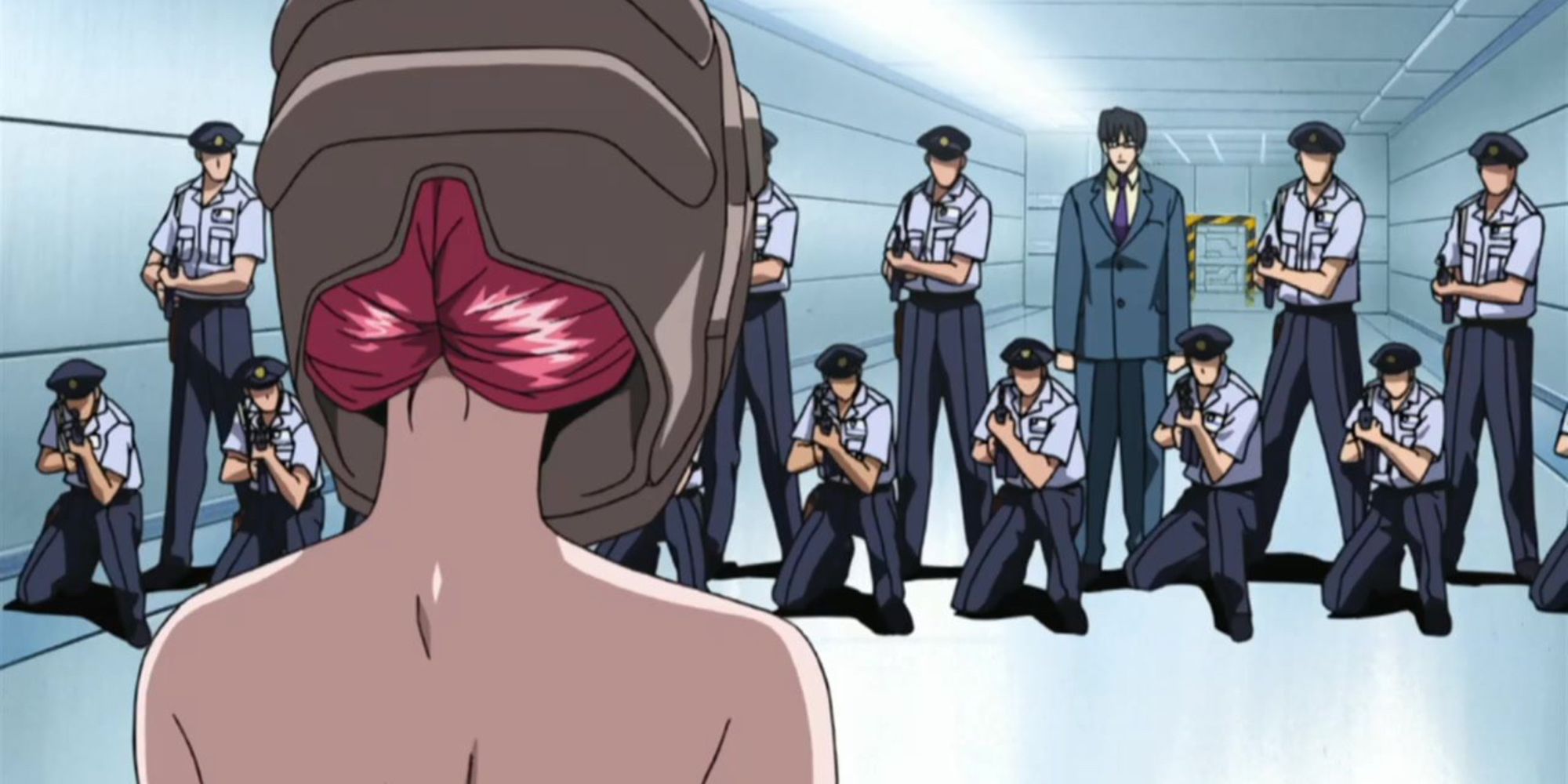 Lucy durante lo scontro con guardie armate