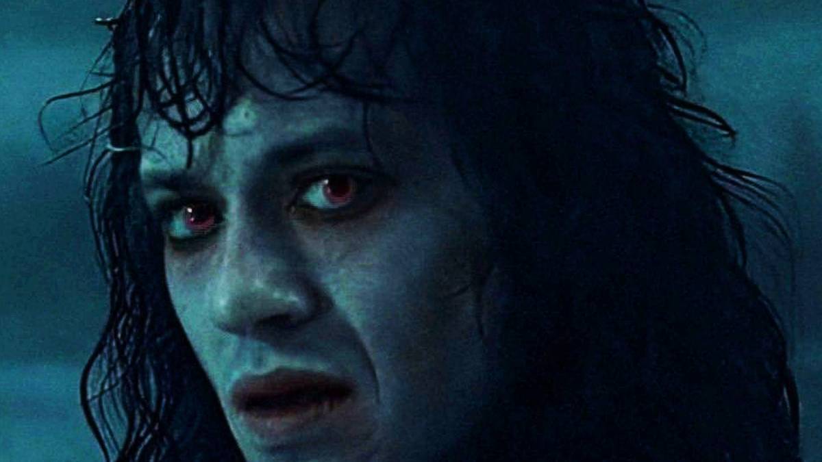 Stranger Things Edit Imagines What Eddie Munson Looks Like As A Vampire