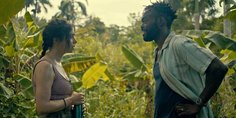Noah (William Jackson Harper) and Emma (Cristin Milioti) in The Resort
