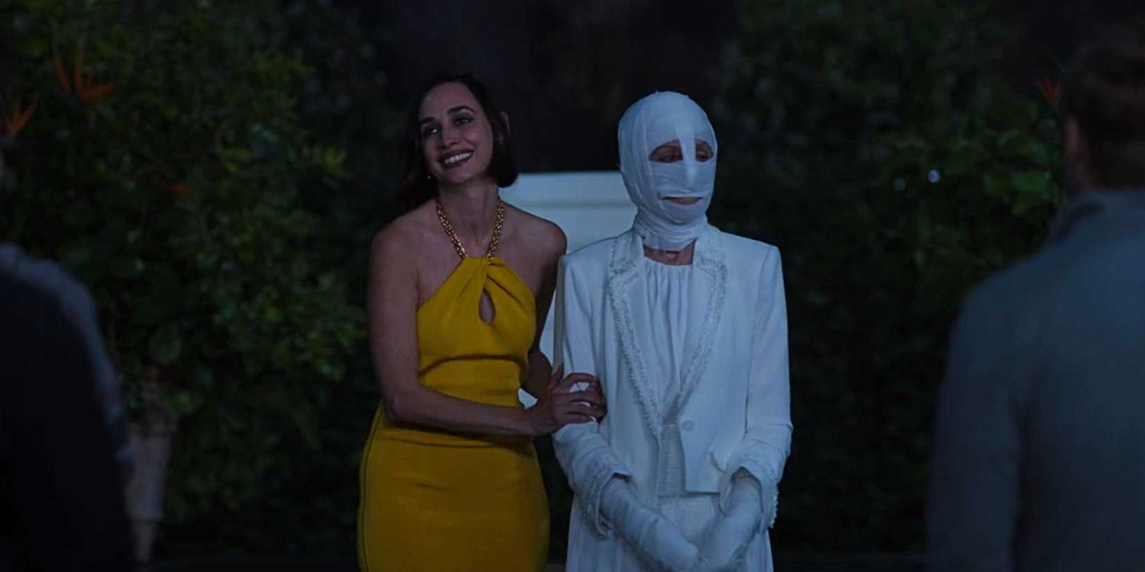 Virginia and Pearl in American Horror Stories Facelift.