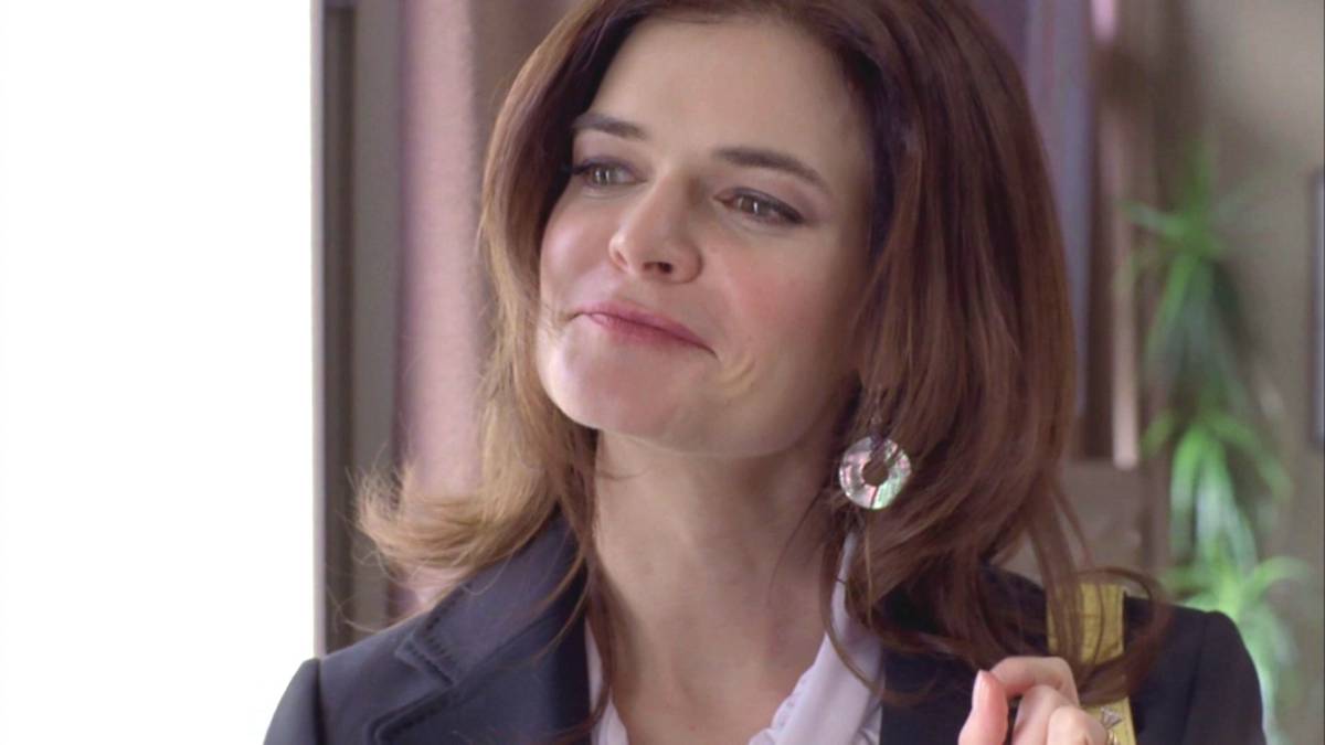 Breaking Bad Star Imagines Marie's Life After Better Call Saul Cameo