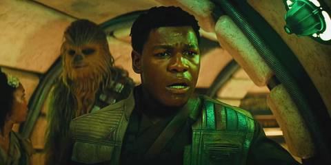 Finn sensing Rey's death with Force in Rise of Skywalker