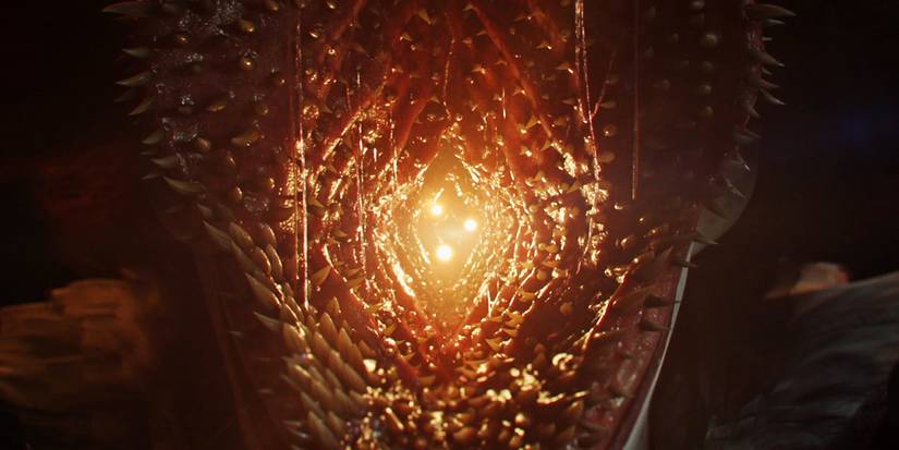 Pennywise abre a boca para mostrar os deadlights em It