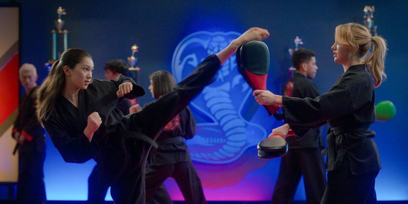 Оона О'Брайен и Пейтон Лист в 5 сезоне "Кобра Кай"