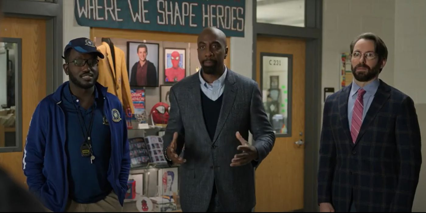 Peter&rsquo;s teachers welcoming him in Spider-Man-No Way Home