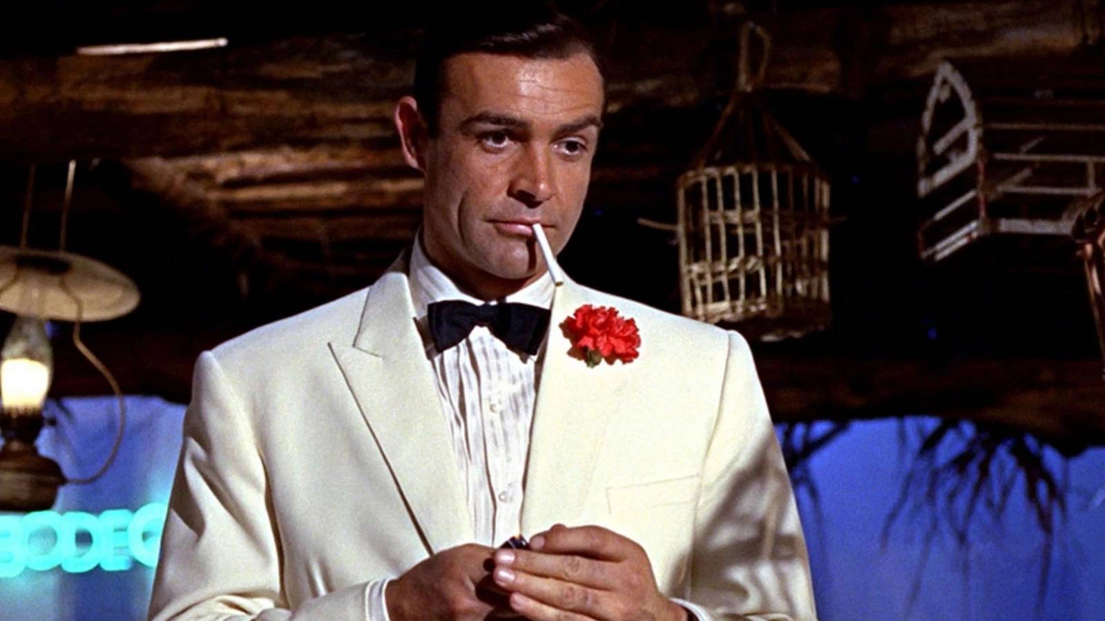 James Bond's Best 3 Minutes Perfectly Sum Up 007's Entire Franchise