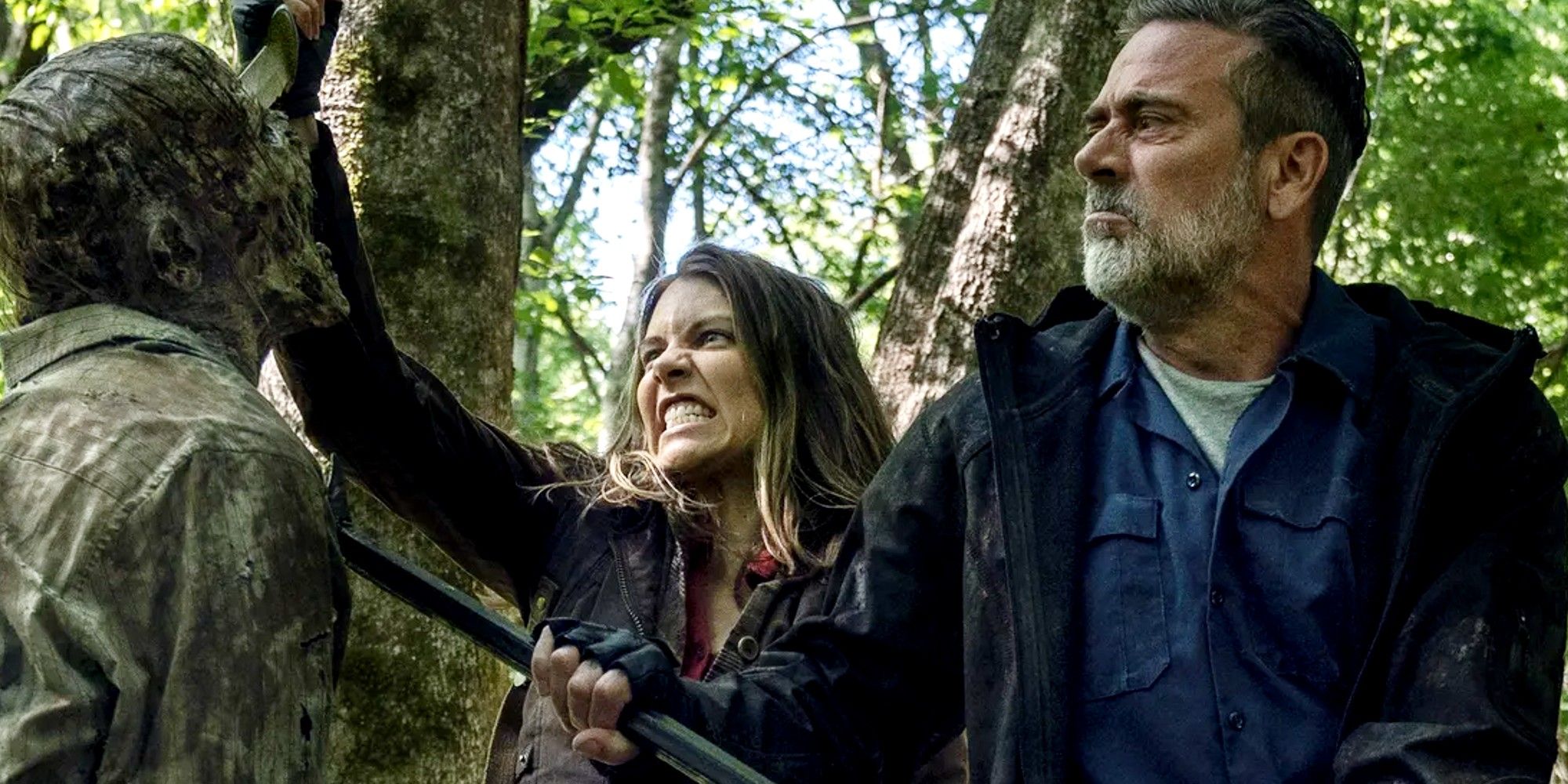 Lauren Cohan and Jeffrey Dean Morgan as Maggie and Negan VS A Walker in The Walking Dead