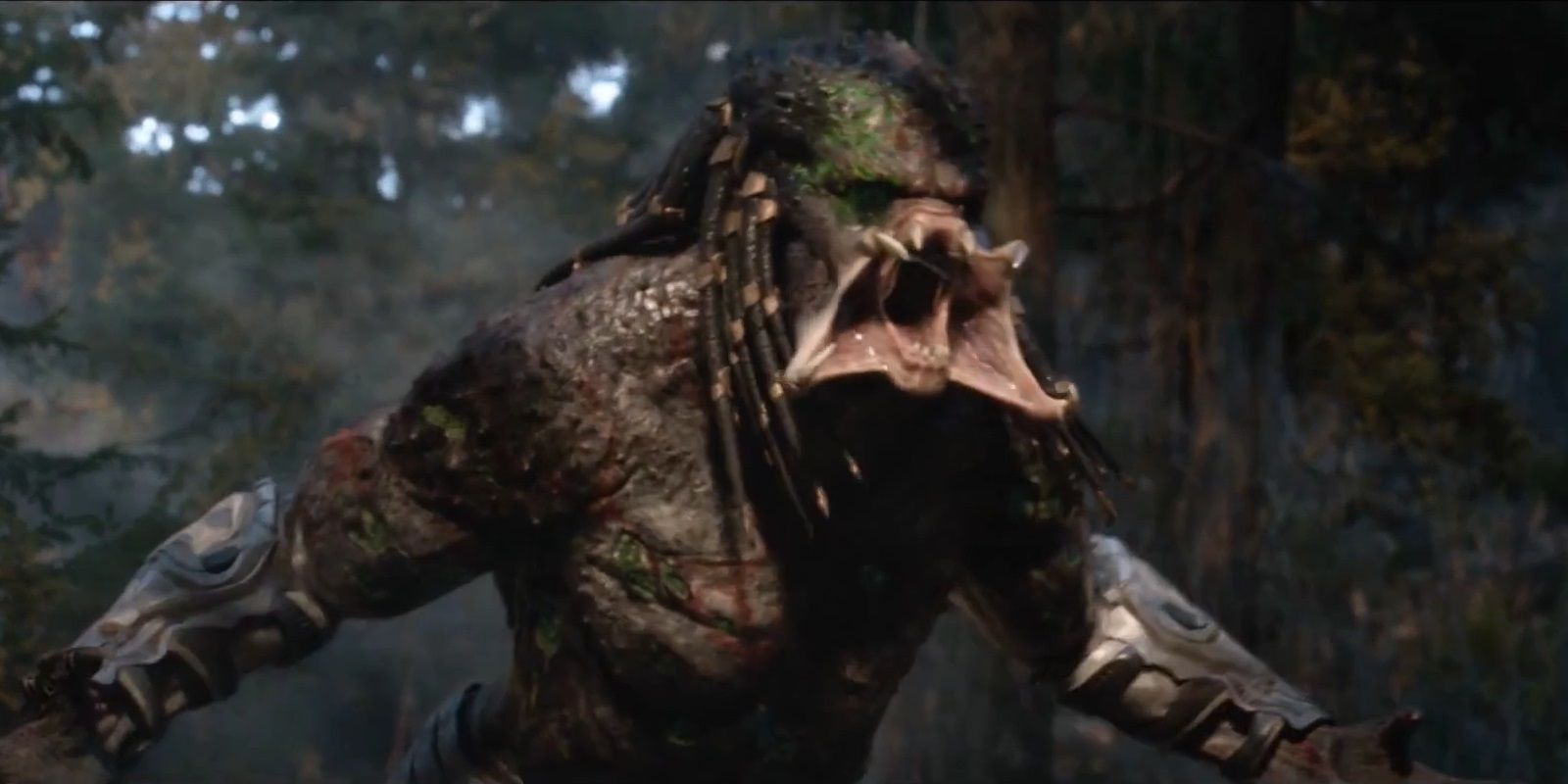 Um Predator abre suas mandíbulas em The Predator