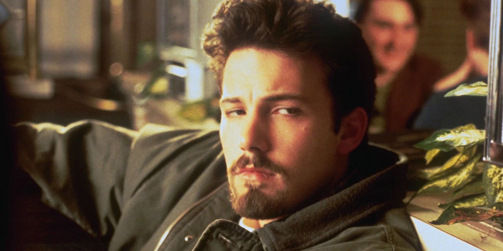 Kevin Smith no pudo soportar la improvisación de Ben Affleck en la película de comedia de 1997, discutió sobre los detalles del póster