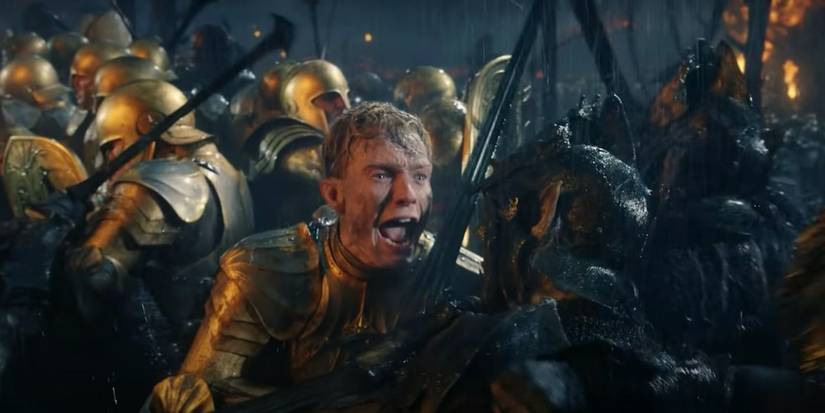 Finrod (Will Fletcher) fighting in a battle in The Rings of Power