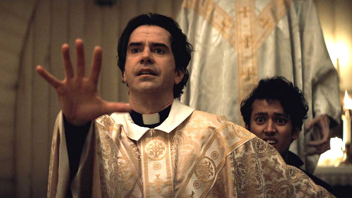 Hamish Linklater On Potential Reunion With Horror Director Mike Flanagan