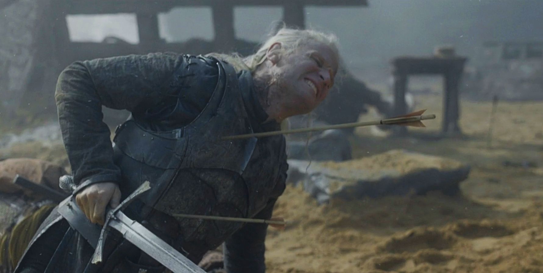 Daemon Targaryen being shot by arrows in House of the Dragon episode 3