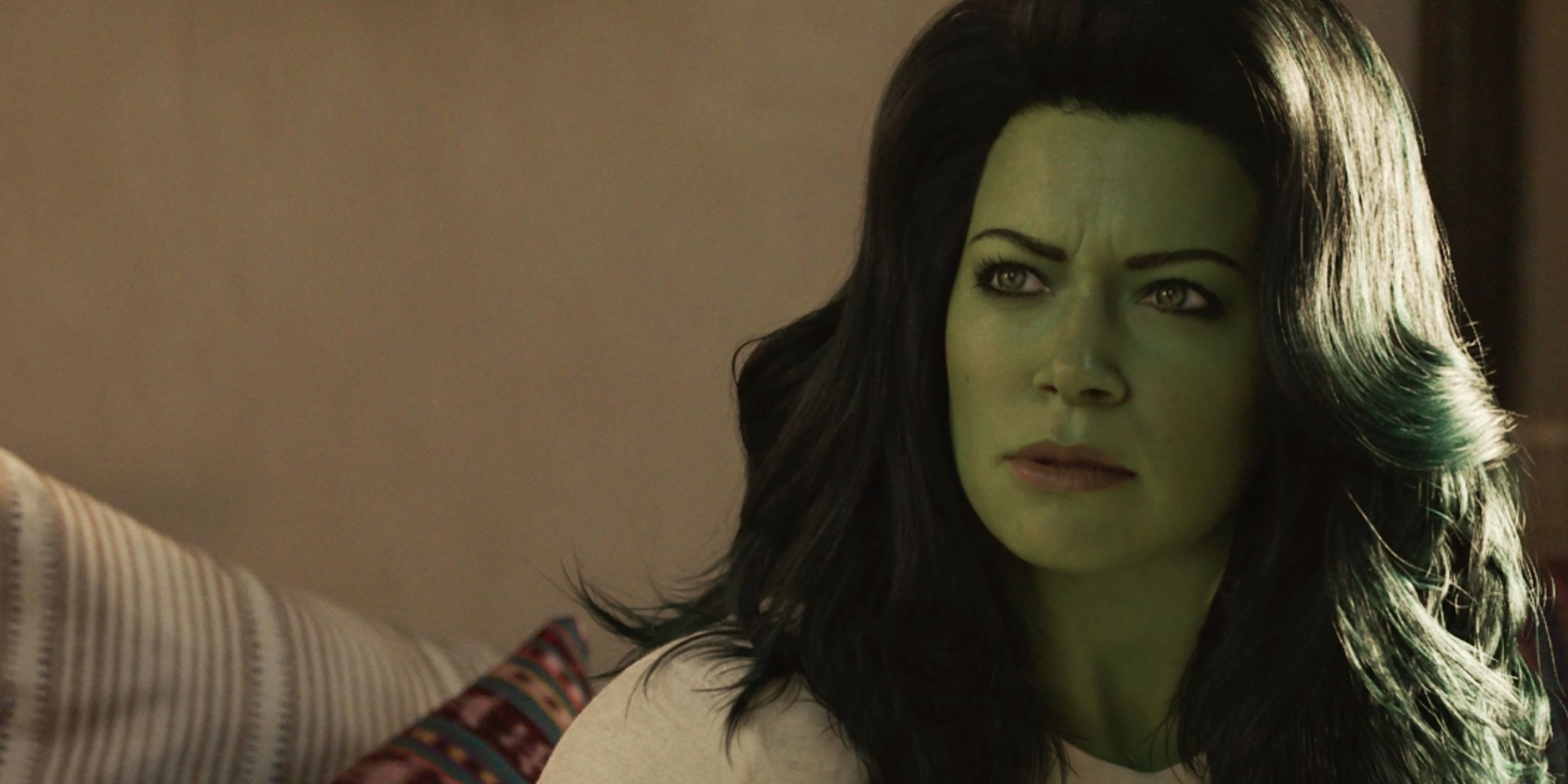 Jen parecendo brava em She-Hulk