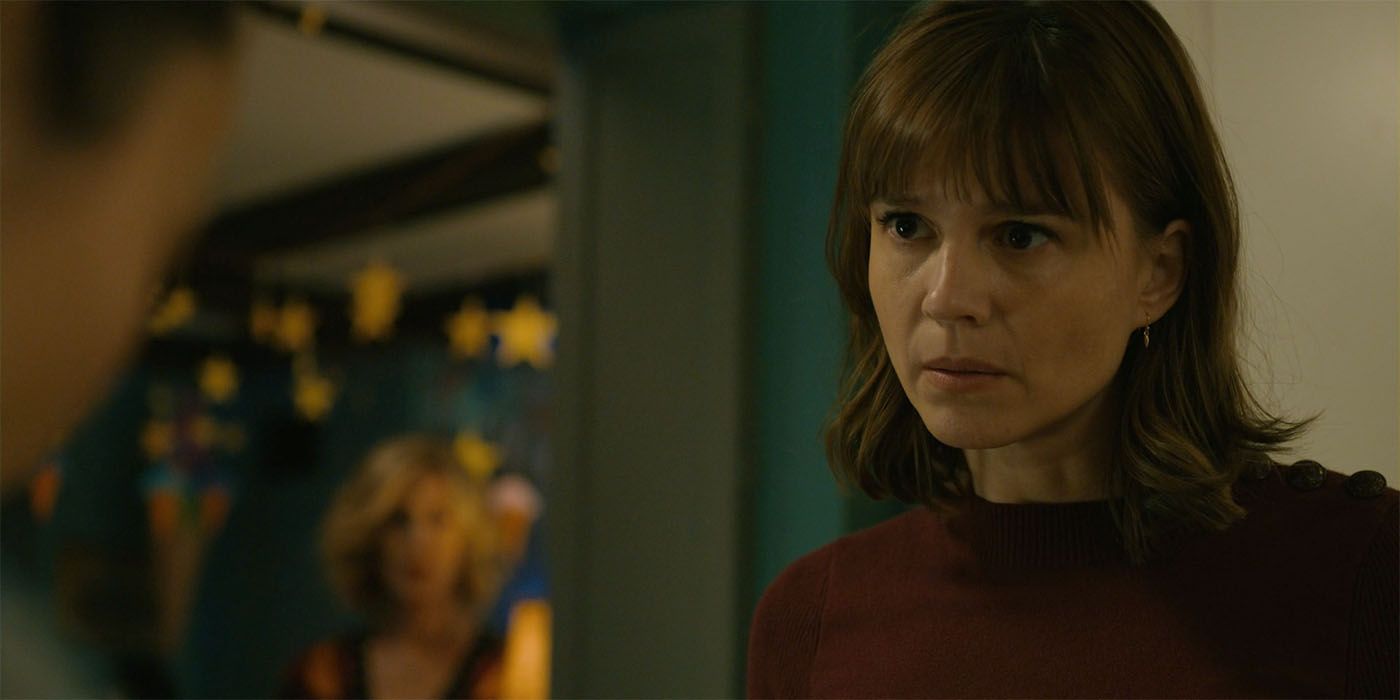 Katja Herbers as Kristen looking at someone in Evil season 4