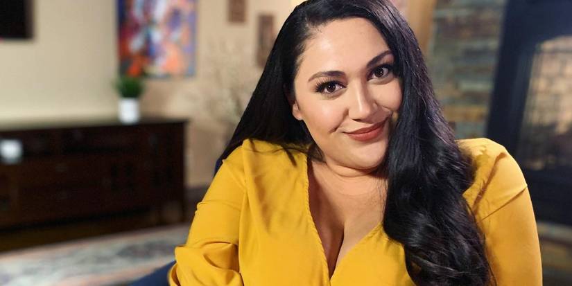 90 Day Fiancé star Kalani Faagata wearing yellow top