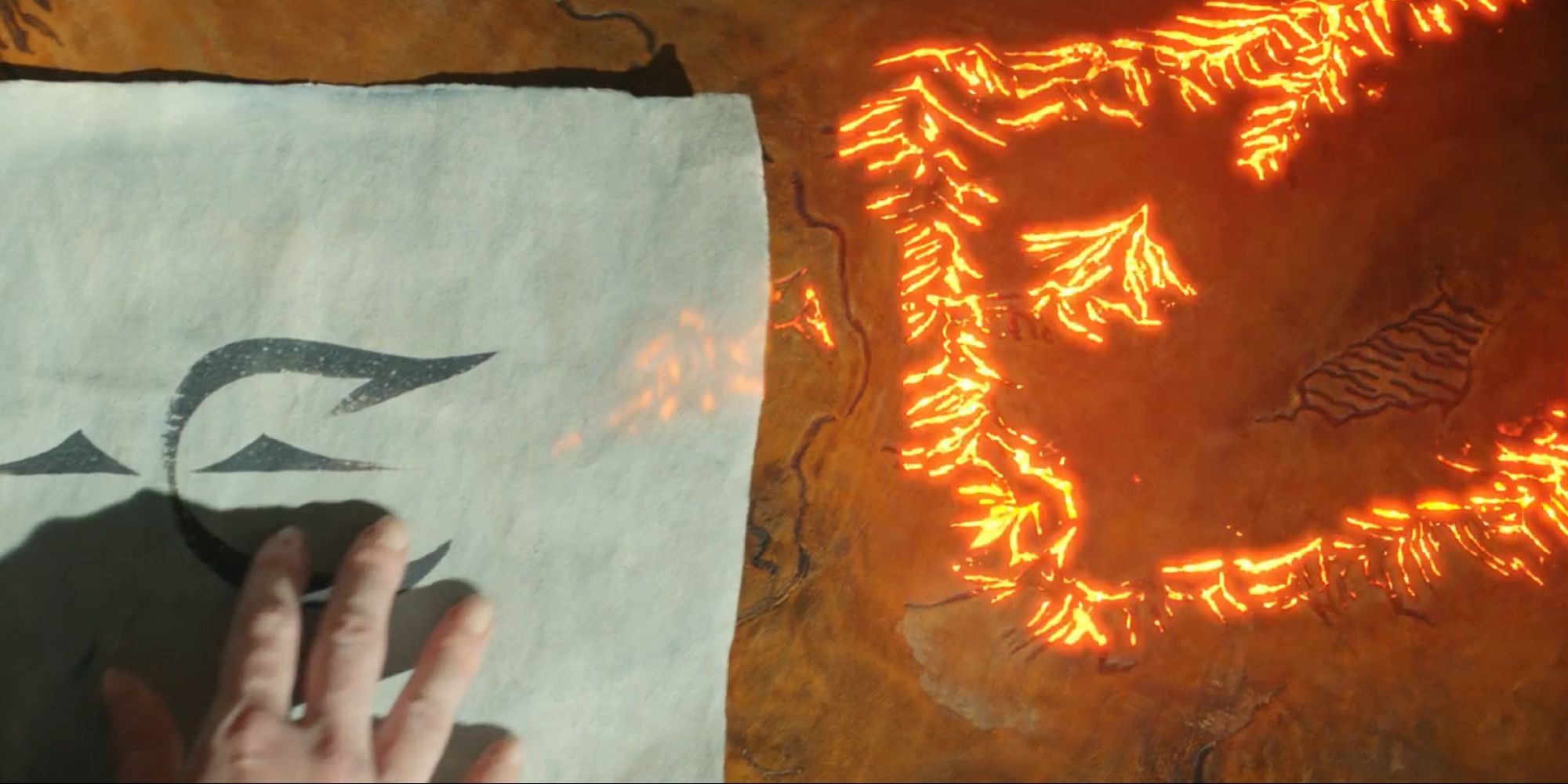 Sauron's Sigil and Map of the Southlands in The Rings of Power