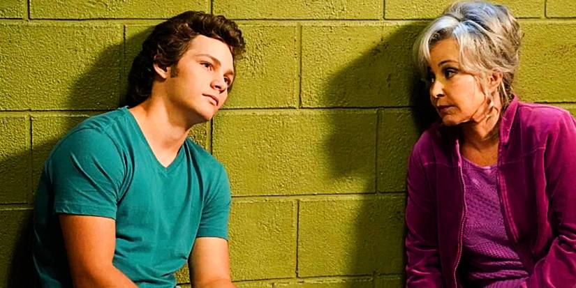 10 Best Young Sheldon Moments That Ignore Sheldon