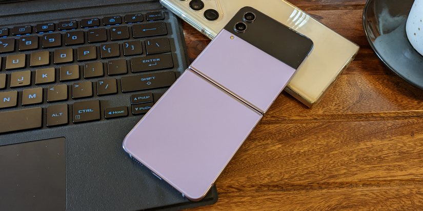 Samsung Galaxy Z Flip 4 Review: This Should Be Your First Foldable