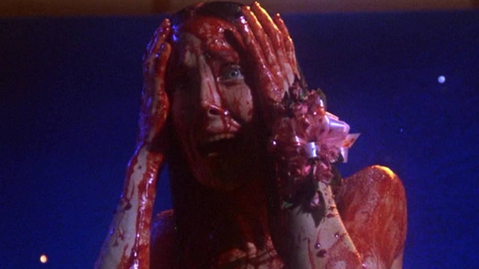 Mike Flanagan's New Carrie Remake Update Confirms He's Continuing One Of  His Best Actor Trends From The Past 10 Years, image size:1600x900