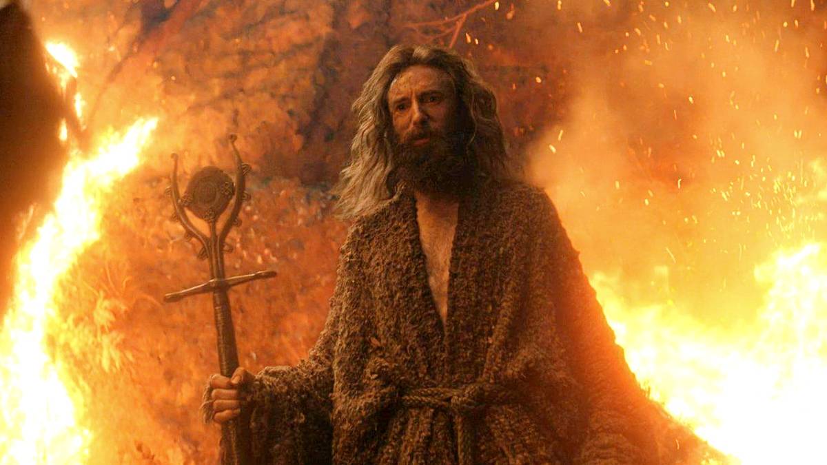 LOTR: Rings Of Power Star Says Fans Missed A Stranger Identity Clue
