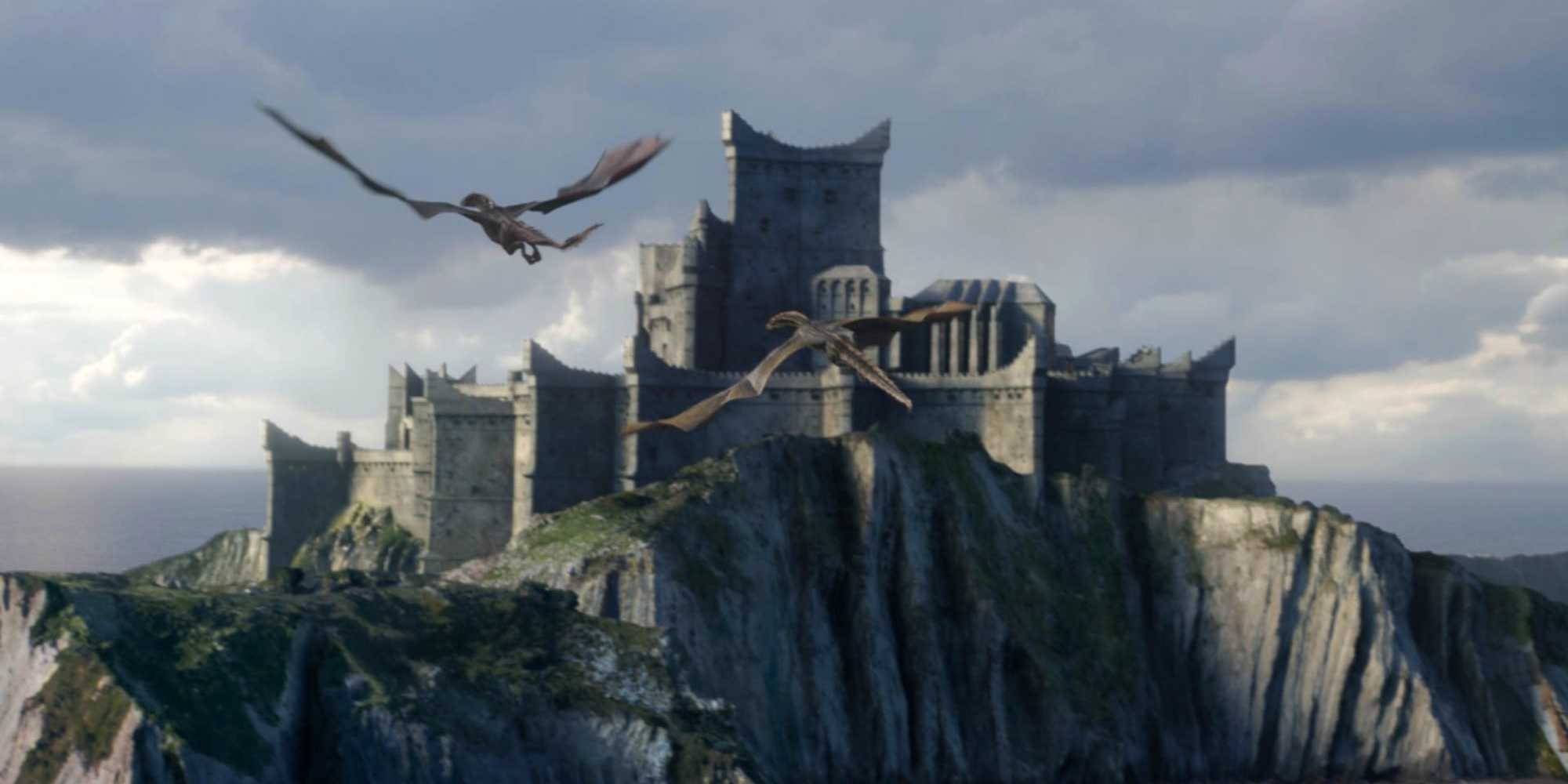 Dragons flying to Dragonstone in Game of Thrones