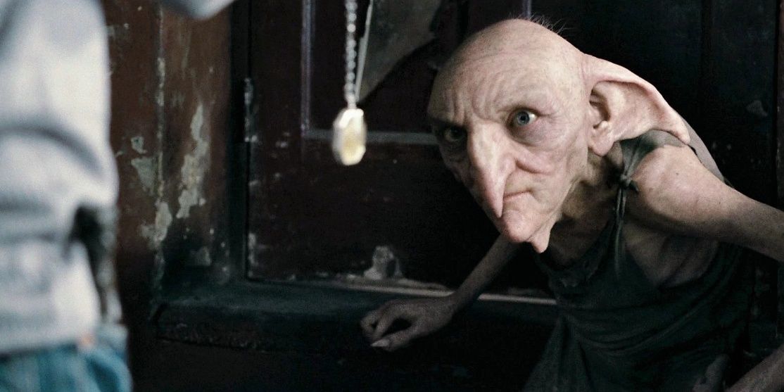 Kreacher looking at Slytherin's locket in Harry Potter 7 