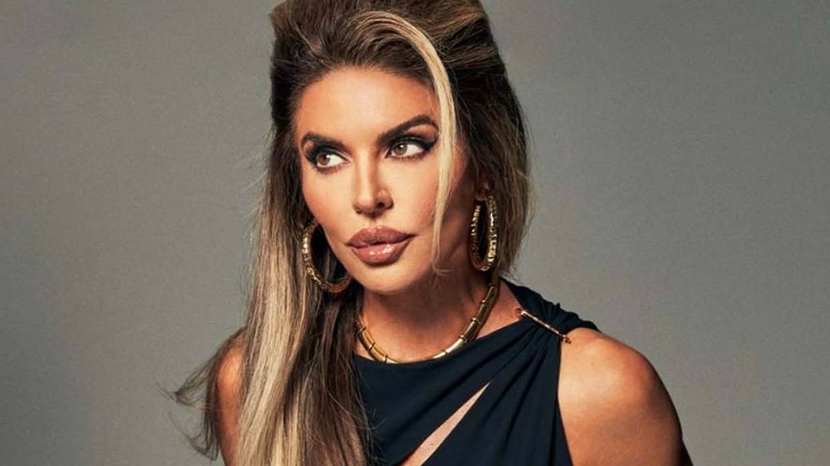 Lisa Rinna Reveals She’s Overwhelmed With Support After RHOBH Exit