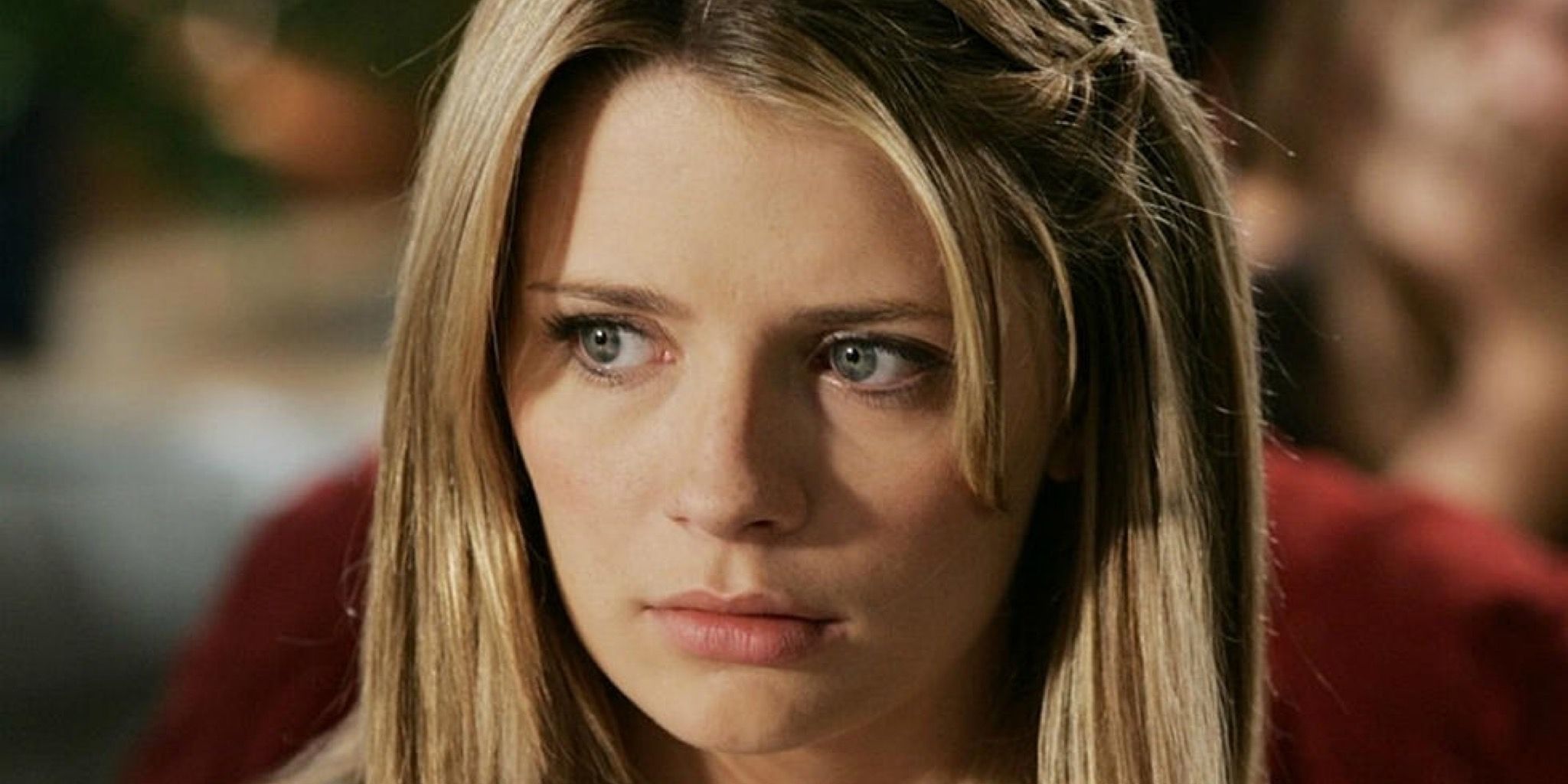 Marissa Cooper from The O.C. looks concerned.