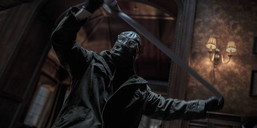 The Genius Reason Why The Riddler Uses Cling Wrap In The Batman