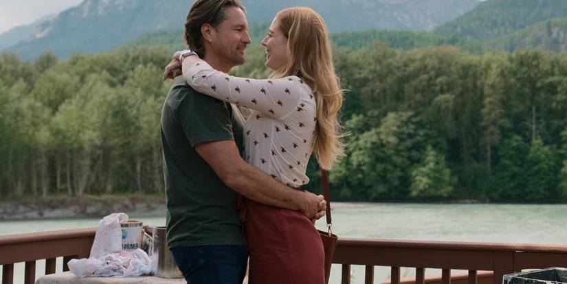 Jack and Mel hugging on Virgin River