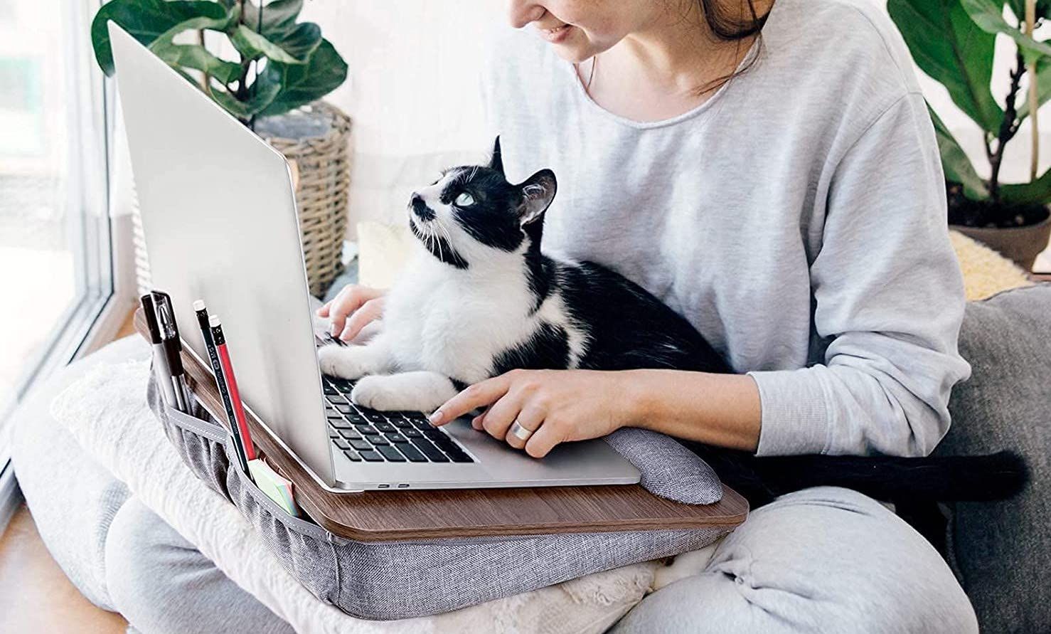 Best Lap Desks (Updated 2022)