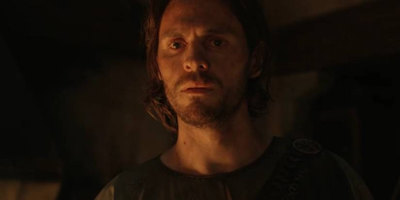 Charlie Vickers as Halbrand in Rings of Power