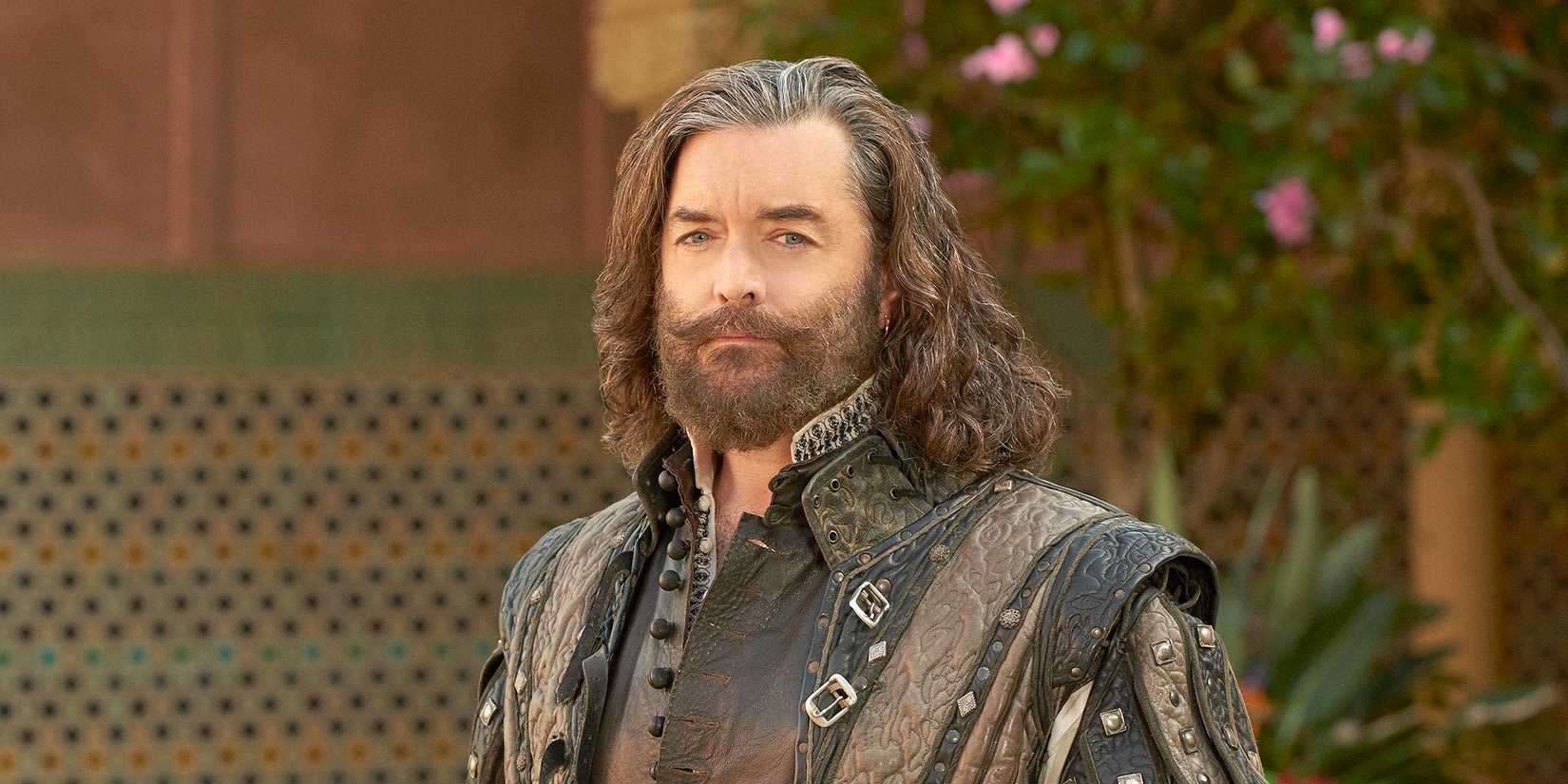 Timothy Omundson as King Richard looking stern in Galavant