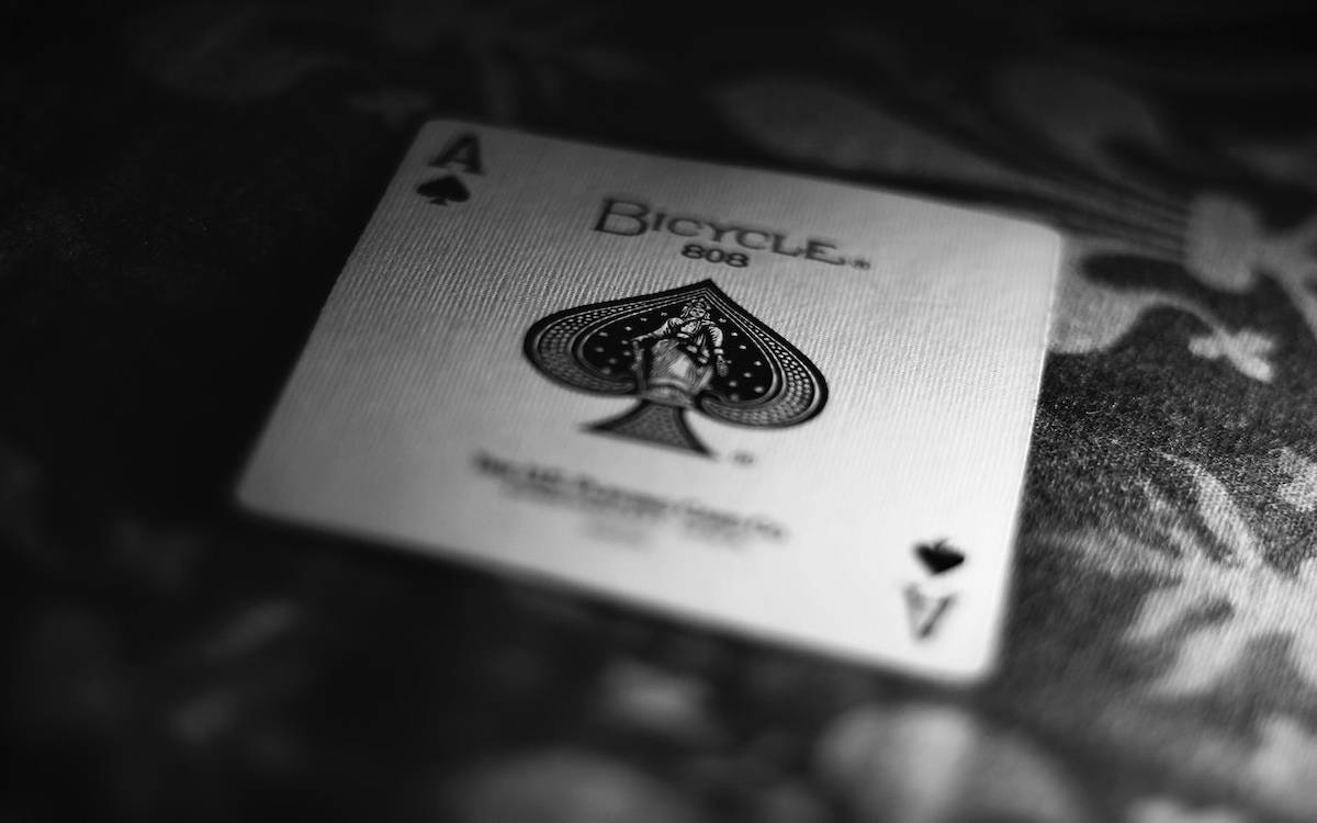 featured-image-playing-cardds.