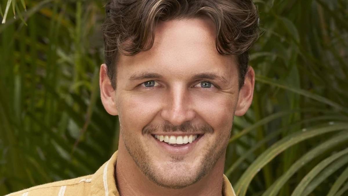 logan bachelor in paradise net worth 1 logan bachelor in paradise net worth